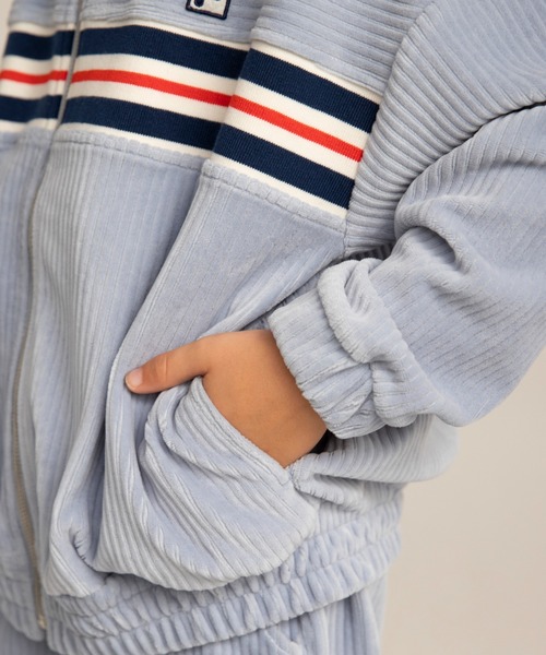 FILA(フィラ)の「【FILA/フィラ別注】ニットコールジャケット(その他アウター・キッズ・ベージュ/ブルー・100/130/150/140/110/120)」の7枚目の写真