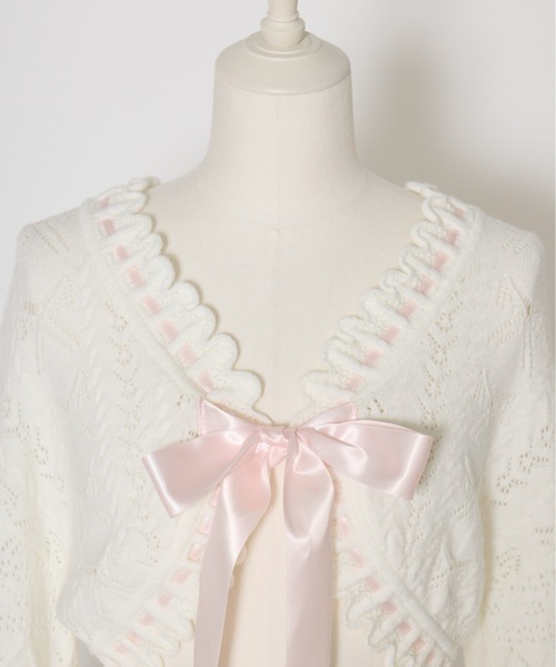 Fiorforte(フィオルフォルテ)の「ribbon frill knit bolero(カーディガン/ボレロ・レディース・ピンク/ホワイト・MEDIUM)」の12枚目の写真