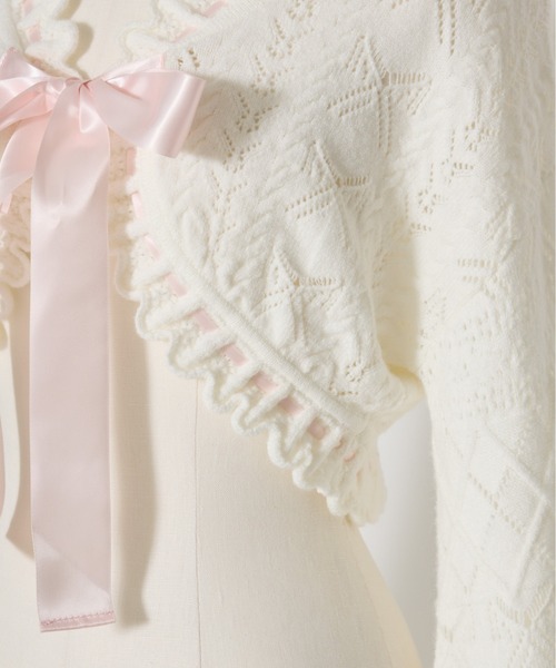 Fiorforte(フィオルフォルテ)の「ribbon frill knit bolero(カーディガン/ボレロ・レディース・ピンク/ホワイト・MEDIUM)」の13枚目の写真