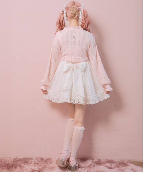 Fiorforte(フィオルフォルテ)の「ribbon frill knit bolero(カーディガン/ボレロ・レディース・ピンク/ホワイト・MEDIUM)」の7枚目の写真