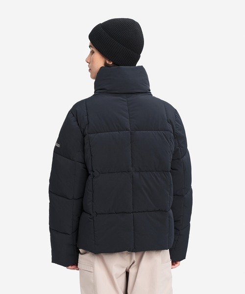AIGLE(エーグル)の「撥水 ショート キルティングパファージャケット / フード収納可(ダウンジャケット/コート・レディース・バイオレット/ブラック・M/XS/S)」の11枚目の写真