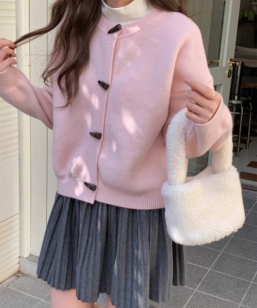 Miniministore(ミニミニストア)の「韓国風トグルボタンニットカーディガン秋冬(カーディガン/ボレロ・レディース・アイボリー/グレー/ピンク/ライトブルー/ライトイエロー・FREE)」の13枚目の写真