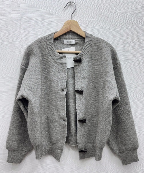 Miniministore(ミニミニストア)の「韓国風トグルボタンニットカーディガン秋冬(カーディガン/ボレロ・レディース・アイボリー/グレー/ピンク/ライトブルー/ライトイエロー・FREE)」の17枚目の写真