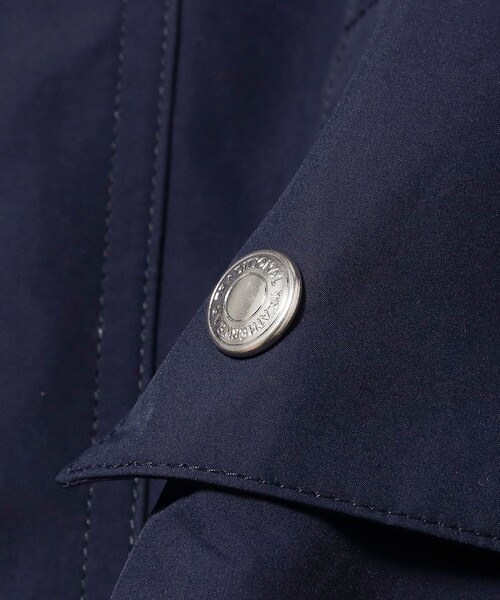 BEAMS F（ビームスエフ）の「Traditional Weatherwear / ELTON ポリエステル フィールドコート（その他アウター・メンズ・ネイビー/ベージュ・38/36）」の5枚目の写真