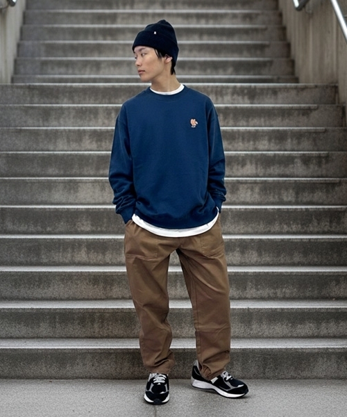 GLAZOS（グラソス）の「【GLSW.】ヘビーウエイト裏毛・アソートワンポイント刺しゅうトレーナー（スウェット・キッズ・ブラック/ライトグレー/ネイビー・L/LL/M）」の4枚目の写真