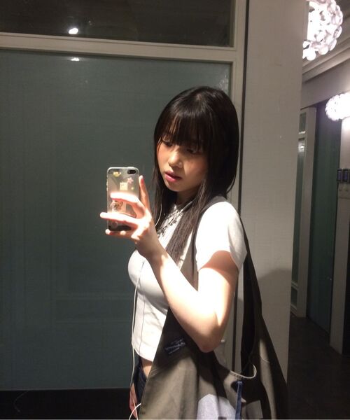 GLOWNY(グロウニ―)の「G BABY TEE (WHITE)(Tシャツ/カットソー・レディース・その他・FREE)」の10枚目の写真