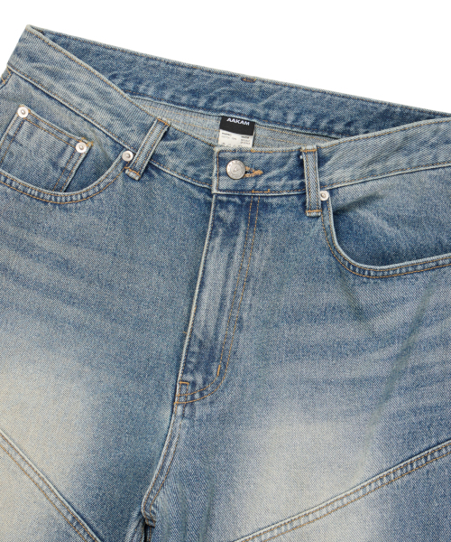 AAKAM(アーカム)の「Biker Denim Pants (Blue)(デニムパンツ・レディース・その他・1/2)」の13枚目の写真