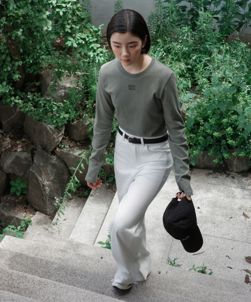 muahmuah(ムーアムーア)の「ホワイトワイドデニムパンツ(デニムパンツ・レディース・その他・SMALL/MEDIUM/LARGE)」の6枚目の写真