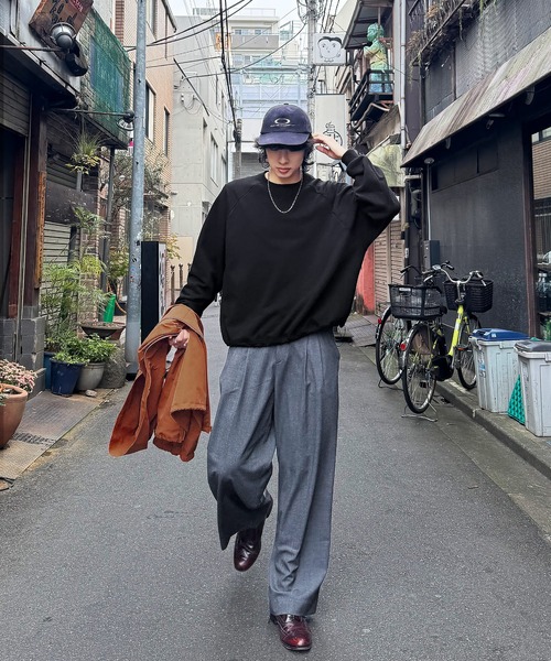 NAKER(ネイカー)の「裏毛ドローコードラグランスウェットプルオーバー(スウェット・メンズ・レッド/ネイビー/グレー/ネイビー系/ブラック・M/L/XL/S)」の10枚目の写真