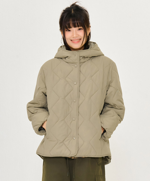 CHASECULT(チェイスカルト)の「レディース フードキルティングジャンパー - カーキ(その他アウター・レディース・カーキ・90/85)」の3枚目の写真