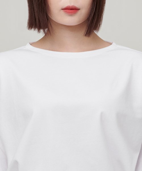 MUSINSA STANDARD WOMAN（ムシンサスタンダードウーマン）の「ウーマンズリラックスボートネック長袖Tシャツ[ホワイト]（Tシャツ/カットソー・レディース・その他・SMALL/MEDIUM/LARGE/X-SMALL）」の3枚目の写真