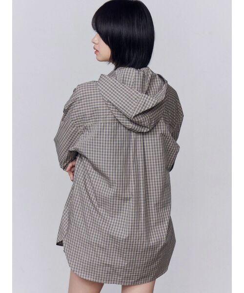 EMODA（エモダ）の「ワイドボディフーディシャツ（シャツ/ブラウス・レディース・グレー/ベージュ/ネイビー/ホワイト・FREE）」の9枚目の写真