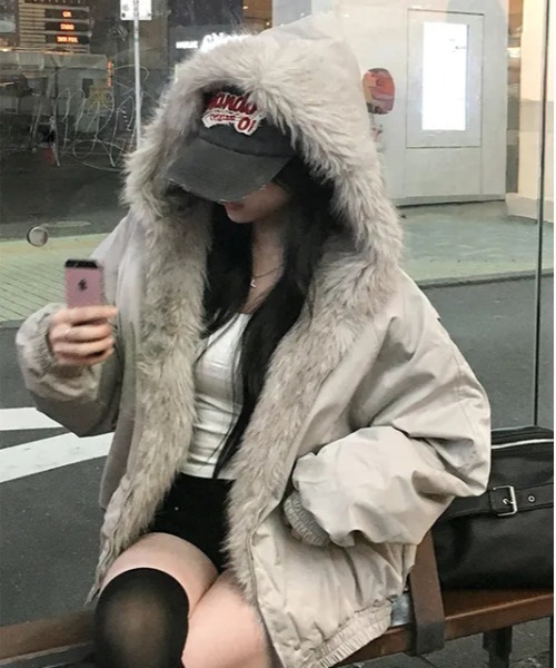 gossip！ロサンゼルス（ゴシップロサンゼルス）の「Y2K マウンテンカービング中綿 ワークジャケット（ブルゾン・レディース・ブラック/グレー・M）」の22枚目の写真