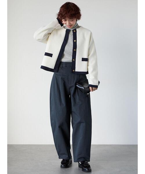 Lugnoncure（ルノンキュール）の「金釦配色ニットジャケット（カーディガン/ボレロ・レディース・ネイビー/ブラック/オフホワイト・F）」の4枚目の写真