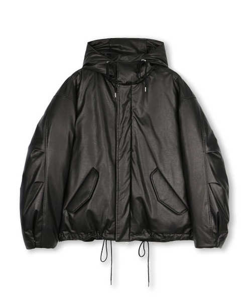 BESLOW(ビースロー)の「OVERSIZED M65 HOOD SHORT DOWN PARKA VEGAN LEATHER BLACK(ダウンジャケット/コート・メンズ・その他・LARGE/MEDIUM/SMALL/X-LARGE/X-SMALL)」の1枚目の写真