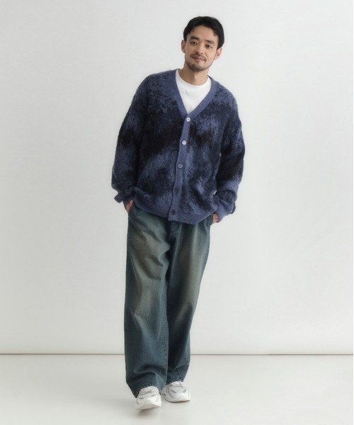 BACK NUMBER(バックナンバー)の「BACK NUMBER(バックナンバー)【メンズ】シャギーニットグラデーションカーディガン(カーディガン/ボレロ・メンズ・パープル/ブルー/ブラック・L/XL/M)」の20枚目の写真