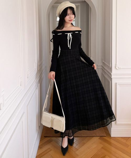 ROYAL PARTY(ロイヤルパーティー)の「配色リボンフロッキーチェックドッキングワンピース(ワンピース・レディース・オフホワイト/ブラウン/ブラック・FREE)」の1枚目の写真