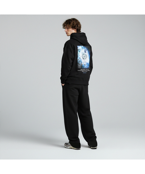 CRISCELO(クリスチェロ)の「アストロロジー フードパーカー_ブラック(パーカー・メンズ・その他・SMALL/LARGE)」の4枚目の写真