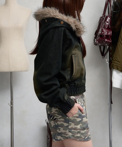 sedacle girl(セダクルガール)の「2wayフェイクファーデニムジャケット【SETUP着用可能】(デニムジャケット・レディース・ブラック/インディゴブルー/ダークインディゴブルー・SMALL/MEDIUM)」の4枚目の写真