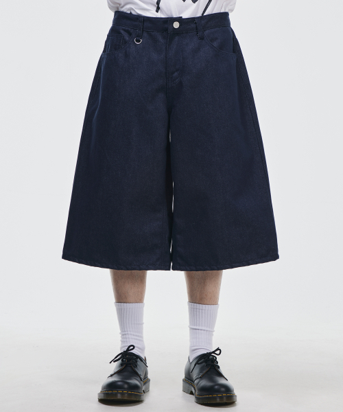 SIGNATURE（シグネチャ）の「サマーDリングバミューダ生地デニムパンツ[インディゴ]（その他パンツ・レディース・その他・SMALL/MEDIUM/LARGE/X-LARGE）」の3枚目の写真