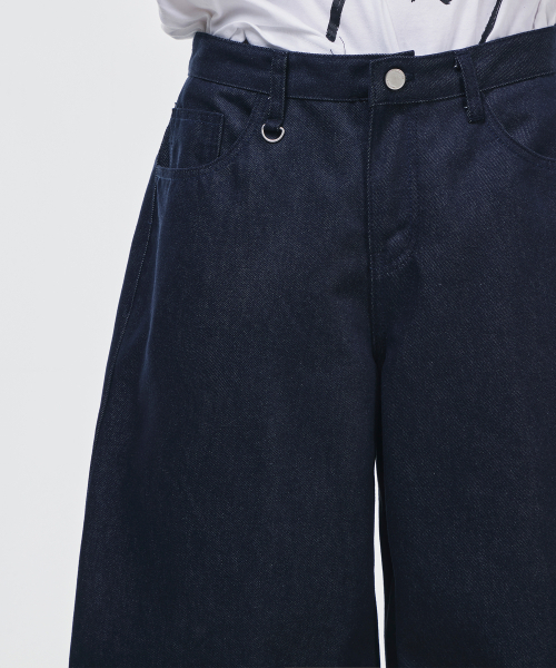 SIGNATURE（シグネチャ）の「サマーDリングバミューダ生地デニムパンツ[インディゴ]（その他パンツ・レディース・その他・SMALL/MEDIUM/LARGE/X-LARGE）」の2枚目の写真