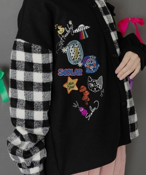 ScoLar(スカラー)の「ScoLar(スカラー) POP刺繍×チェック柄シャツ(シャツ/ブラウス・レディース・ブラック/チャコールグレー・MEDIUM)」の15枚目の写真