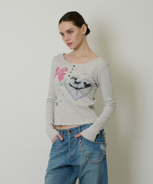 JOEGUSH(ジョーガッシュ)の「Graphic Waffle Henley Neck L/S (Melange Grey)(Tシャツ/カットソー・レディース・その他・ONE SIZE)」の1枚目の写真