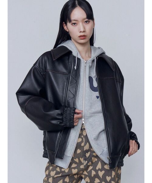 EMODA(エモダ)の「ロゴパッチオーバーフーディ(パーカー・レディース・ブラック/アイボリー/グレー・FREE)」の11枚目の写真