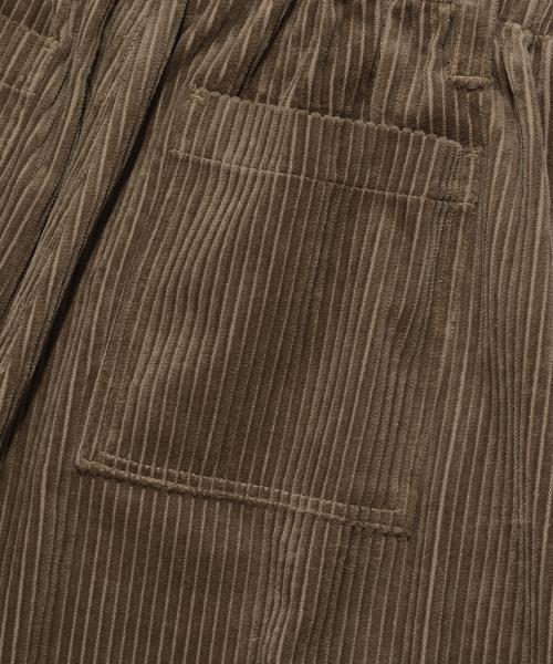 NICE GHOST CLUB(ナイスゴーストクラブ)の「CORDUROY PARACHUTE PANTS_BROWN(NG2EFUPA13A)(その他パンツ・レディース・ブラウン・M/L/S)」の7枚目の写真
