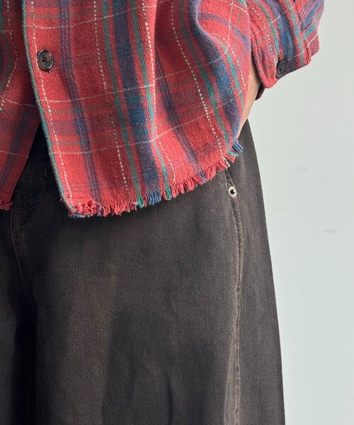 CPCM（シーピーシーエム）の「シームタックカーブデニム（デニムパンツ・メンズ・ブラック/ネイビー/ブルー/ブラウン・MEDIUM/LARGE）」の17枚目の写真