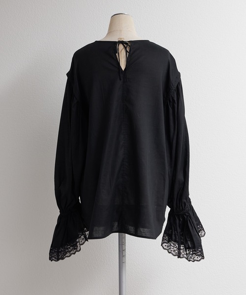 PUAL CE CIN（ピュアルセシン）の「フレアレースカフスブラウス（シャツ/ブラウス・レディース・ブラック/オフホワイト・FREE）」の9枚目の写真