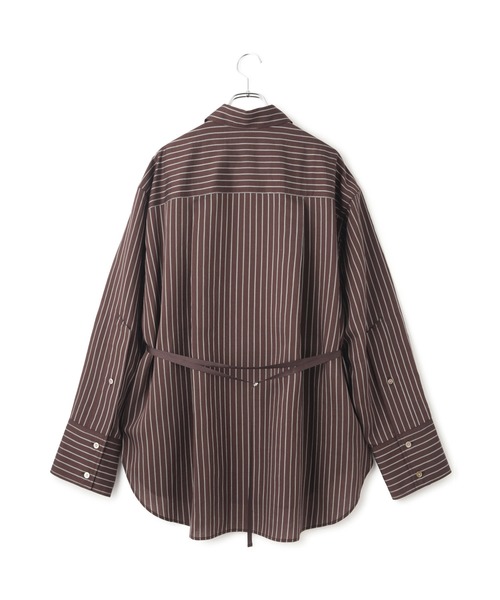 ADAM ET ROPE'(アダムエロペ)の「バックベルテッドシャツ(シャツ/ブラウス・レディース・ダークブラウン/ベージュ・FREE)」の19枚目の写真