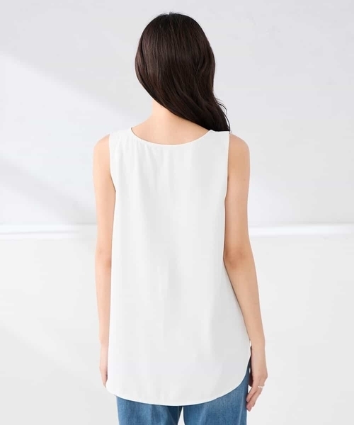 a.v.v(アーヴェヴェ)の「ラウンドヘムロングタンクトップ(Tシャツ/カットソー・レディース・ブラック/グレー系その他/ホワイト・38/40/42/36)」の19枚目の写真