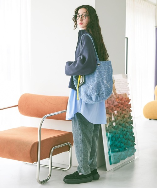 niko and...(ニコアンド)の「《A4サイズ収納可能》ポーチ付きハトメトートバッグ(トートバッグ・レディース・その他1/ブルー/ブラック/アイボリー/カーキ・0)」の22枚目の写真