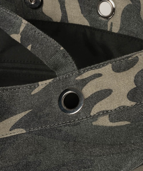 niko and...(ニコアンド)の「《A4サイズ収納可能》ポーチ付きハトメトートバッグ(トートバッグ・レディース・その他1/ブルー/ブラック/アイボリー/カーキ・0)」の14枚目の写真