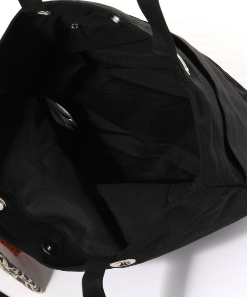 niko and...(ニコアンド)の「《A4サイズ収納可能》ポーチ付きハトメトートバッグ(トートバッグ・レディース・その他1/ブルー/ブラック/アイボリー/カーキ・0)」の9枚目の写真