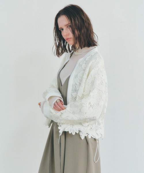 YECCA VECCA（イェッカヴェッカ）の「レースブルゾン（ブルゾン・レディース・アイボリー/ブラック・FREE）」の4枚目の写真