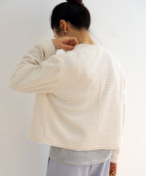 le.coeur blanc（ルクールブラン）の「ツィードノーカラージャケット（ノーカラージャケット・レディース・ネイビー/アイボリー・38）」の4枚目の写真