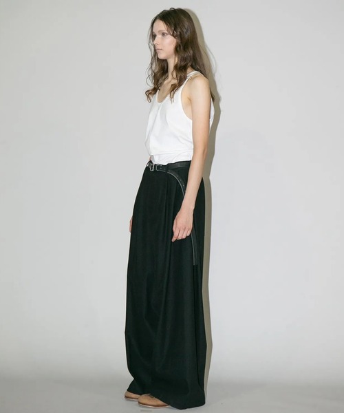 my beautiful landlet(マイビューティフルランドレット)の「【my beautiful landlet】 HIGH-TWIST TWILL SIDE TUCK WIDE PANTS(その他パンツ・メンズ・ベージュ/ネイビー/ブラック・1/2/0)」の5枚目の写真