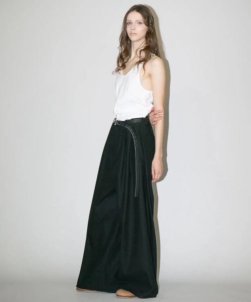 my beautiful landlet(マイビューティフルランドレット)の「【my beautiful landlet】 HIGH-TWIST TWILL SIDE TUCK WIDE PANTS(その他パンツ・メンズ・ベージュ/ネイビー/ブラック・1/2/0)」の8枚目の写真