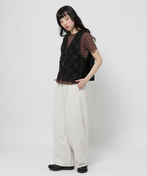 バックレースアップベスト Achic（アシック）の「レースベスト（ベスト）」 - WEAR