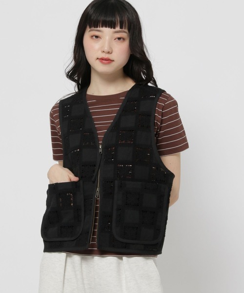 niko and...(ニコアンド)の「クラフトレースZIPベスト(ベスト・レディース・ブラック/ボルドー/アイボリー・MEDIUM/LARGE)」の11枚目の写真