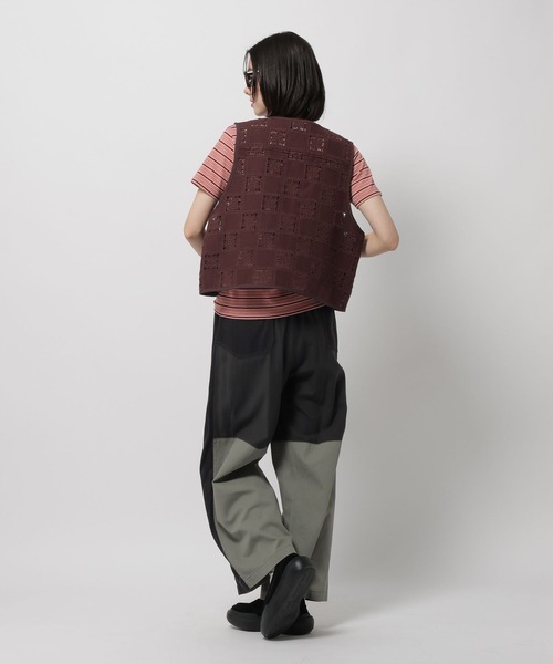 niko and...(ニコアンド)の「クラフトレースZIPベスト(ベスト・レディース・ブラック/ボルドー/アイボリー・MEDIUM/LARGE)」の13枚目の写真