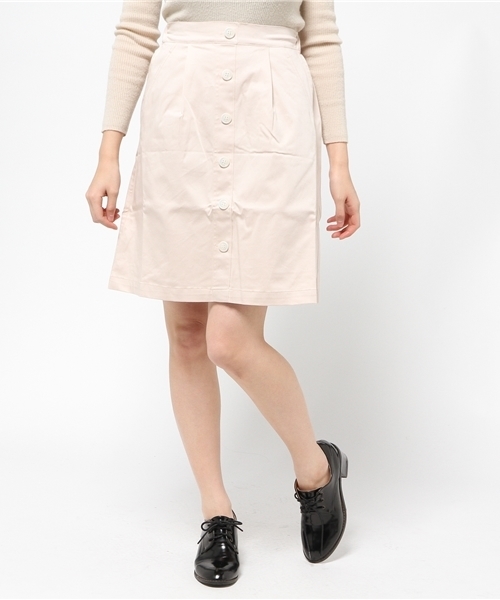 MOUSSY（マウジー）の「FRONT BUTTON TUCK SKF（スカート・レディース・ベージュ/カーキ/ブラック/アイボリー・FREE）」の2枚目の写真