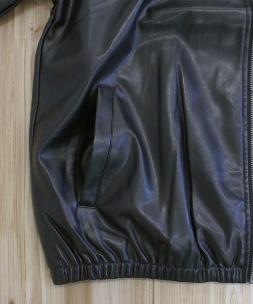 TopIsm(トップイズム)の「フェイクレザー ジップジャケット(ブルゾン・メンズ・ブラック・LL/L/M)」の8枚目の写真