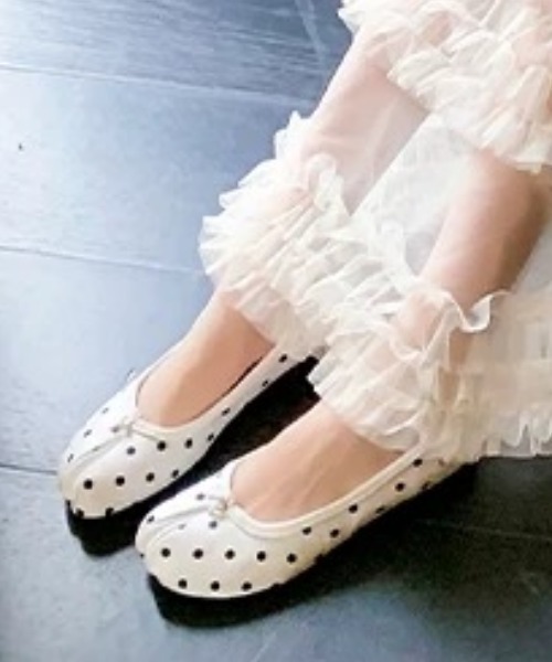 Vipoa（ヴィポア）の「Tabi flat ballet shoes（バレエシューズ・レディース・マルチ/レッド/ホワイト/ブラック/ホワイト系その他/ベージュ/ブラウン・LARGE/MEDIUM/SMALL）」の18枚目の写真