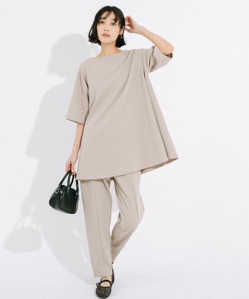 coca(coca)(コカ)の「エンボスボートネックチュニック(チュニック・レディース・ベージュ/ブラック・L/M/S)」の4枚目の写真