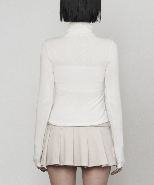 ETRE AU SOMMET(エトレオソメ)の「Polar Bean Button Cardigan (IVORY)(カーディガン/ボレロ・レディース・その他・FREE)」の3枚目の写真