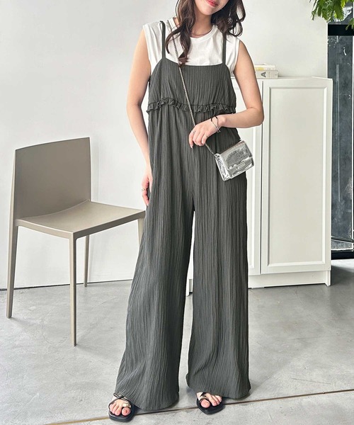 GeeRA（ジーラ）の「フリルデザインサロペット（サロペット/オーバーオール・レディース・ブラック/チャコール・MEDIUM/LARGE/X-LARGE）」の6枚目の写真