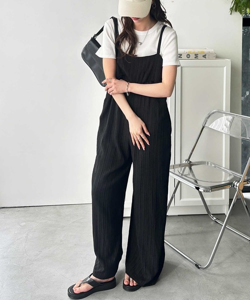 GeeRA（ジーラ）の「フリルデザインサロペット（サロペット/オーバーオール・レディース・ブラック/チャコール・MEDIUM/LARGE/X-LARGE）」の11枚目の写真